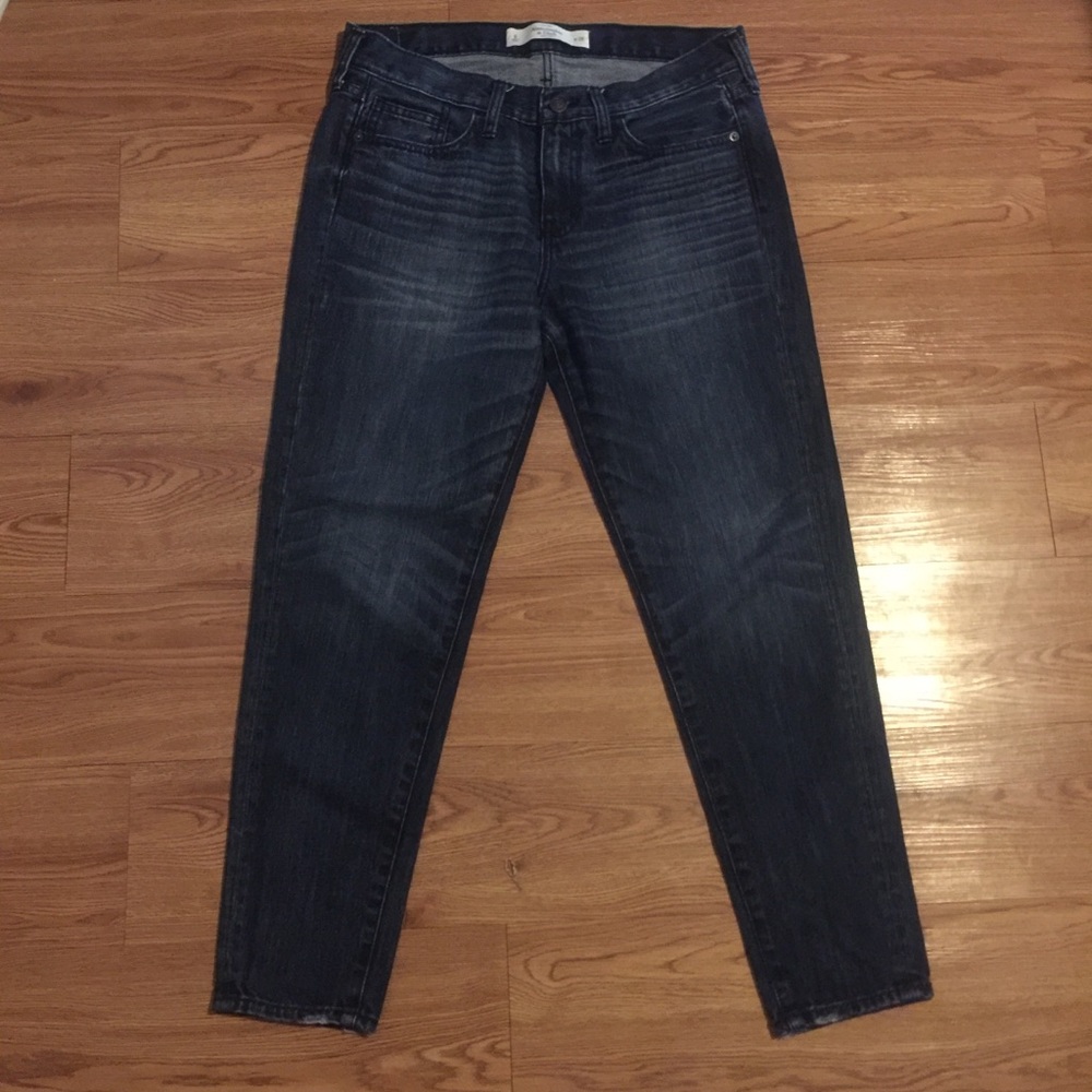 Abercrombie & Fitch size 6 W28 Jeans